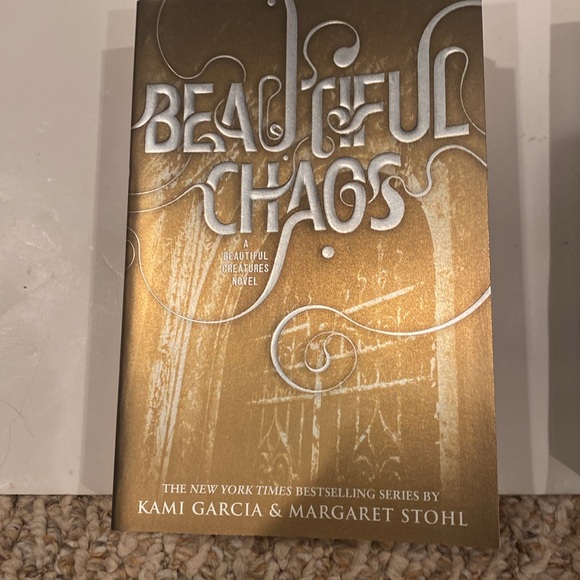 NWT Set of 4 “Beautiful Creatures” Novels - Picture 4 of 9